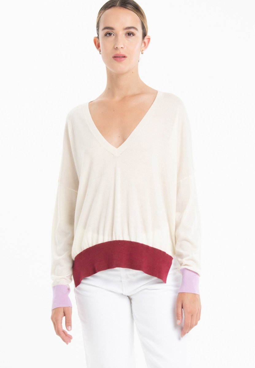 Pull col V oversize ultrafin cachemire et laine blanc/lavande/rouge femme - KELLY 10